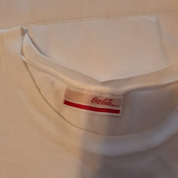 COKE TSHIRT - Picture 3 of 3